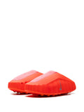 Nike Mind 001 slide - Solar Red